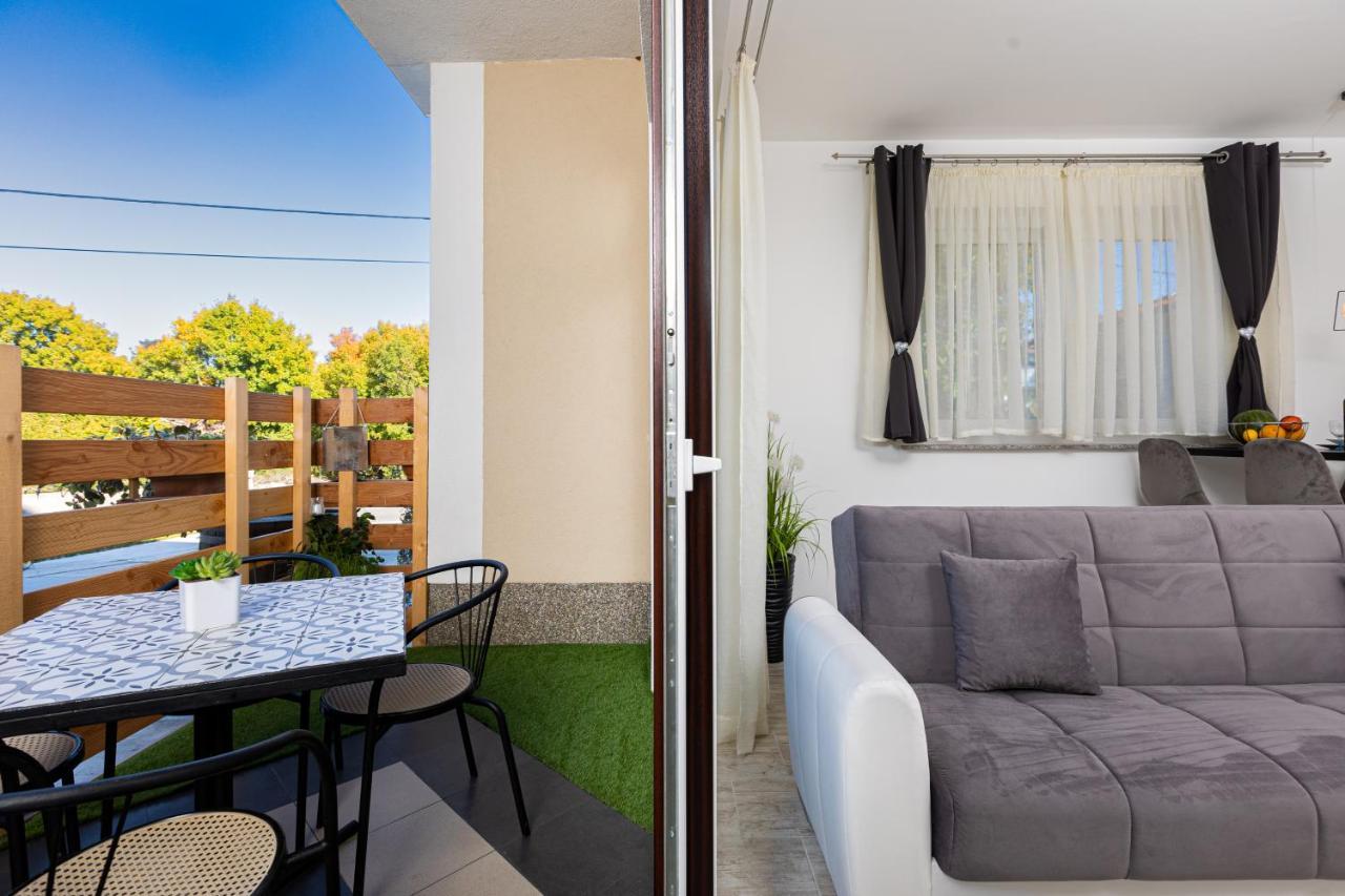 Apartments Meri Sveti Ivan  Экстерьер фото